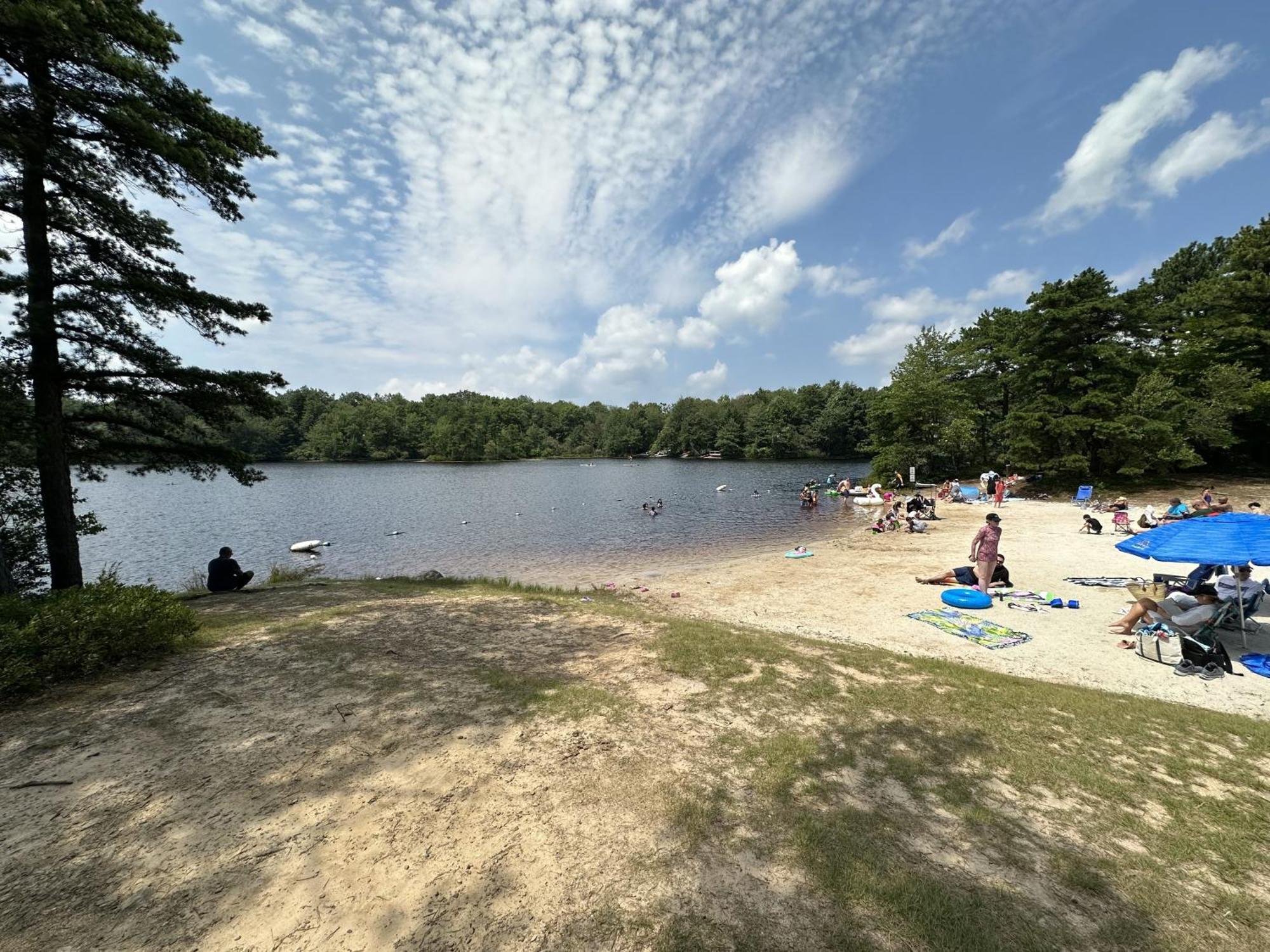Wow!! Ultimate Pocono Retreat, Hot Tub, Game Room, Deck, Lakes, Skiing, Pools Long Pond Екстер'єр фото